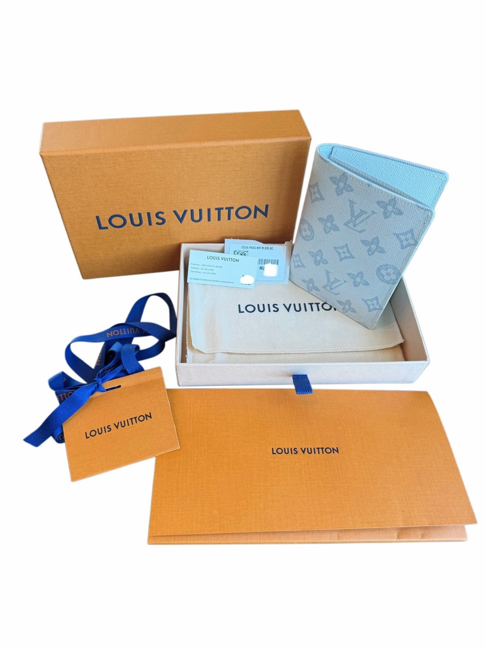 NEW LOUIS VUITTON 130 Year Celebration Canvas Passport Organizer Case Light blue
